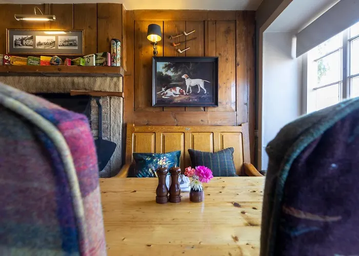 The Fox And Hounds Country Inn