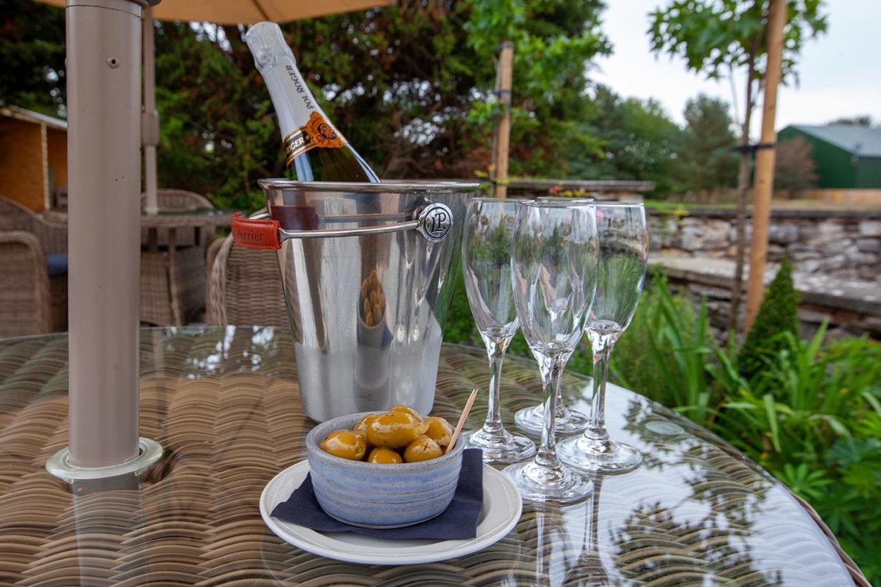 The Fox And Hounds Country 4*