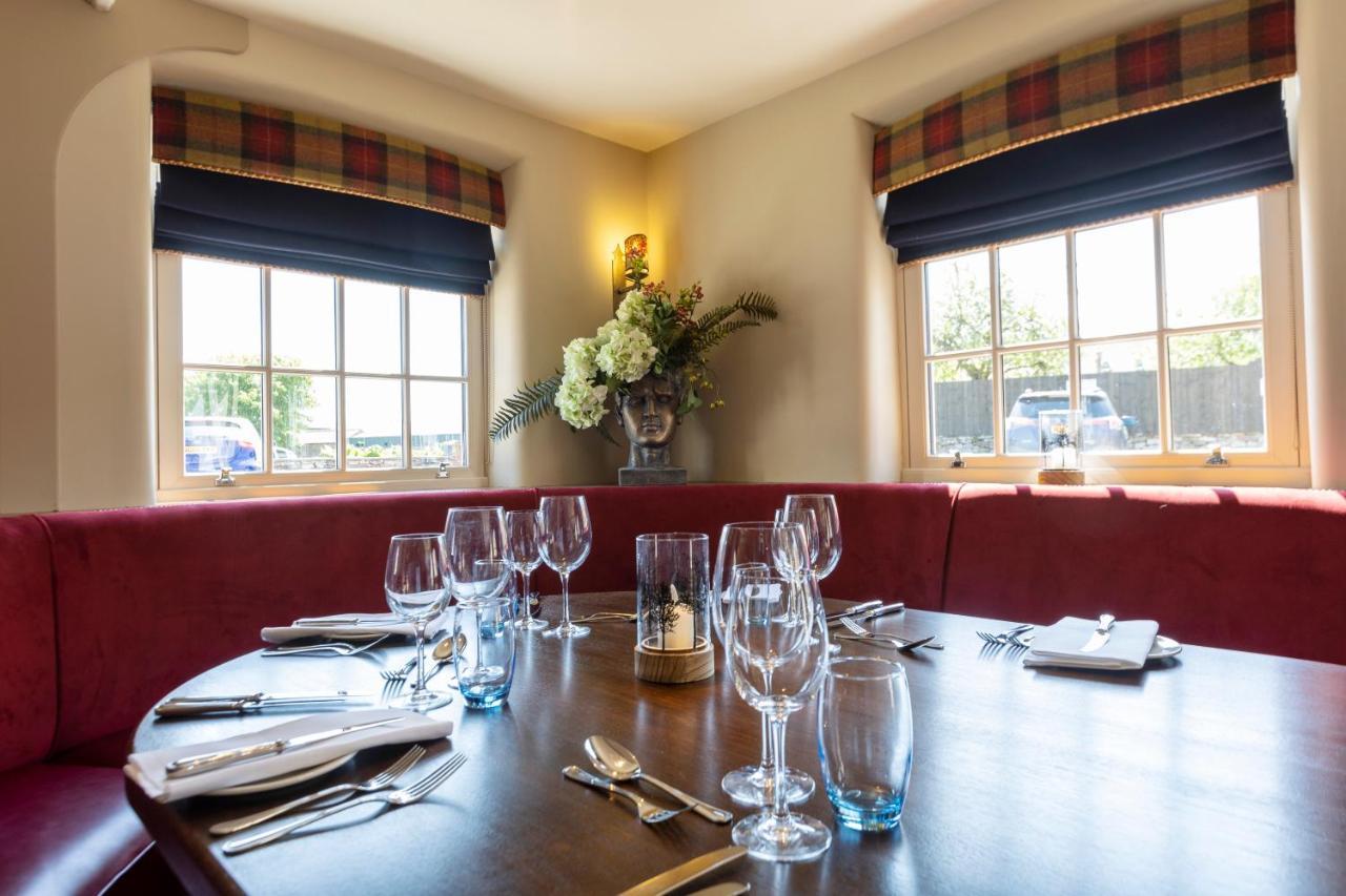 The Fox And Hounds Country 4*
