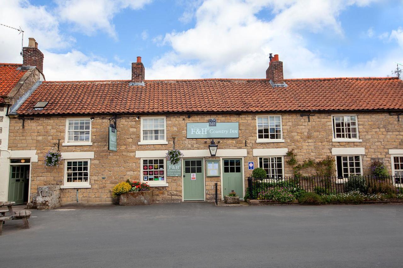 The Fox And Hounds Country 4*